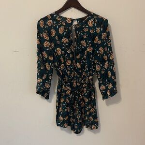 White lotus vibes with this Forever 21 Romper